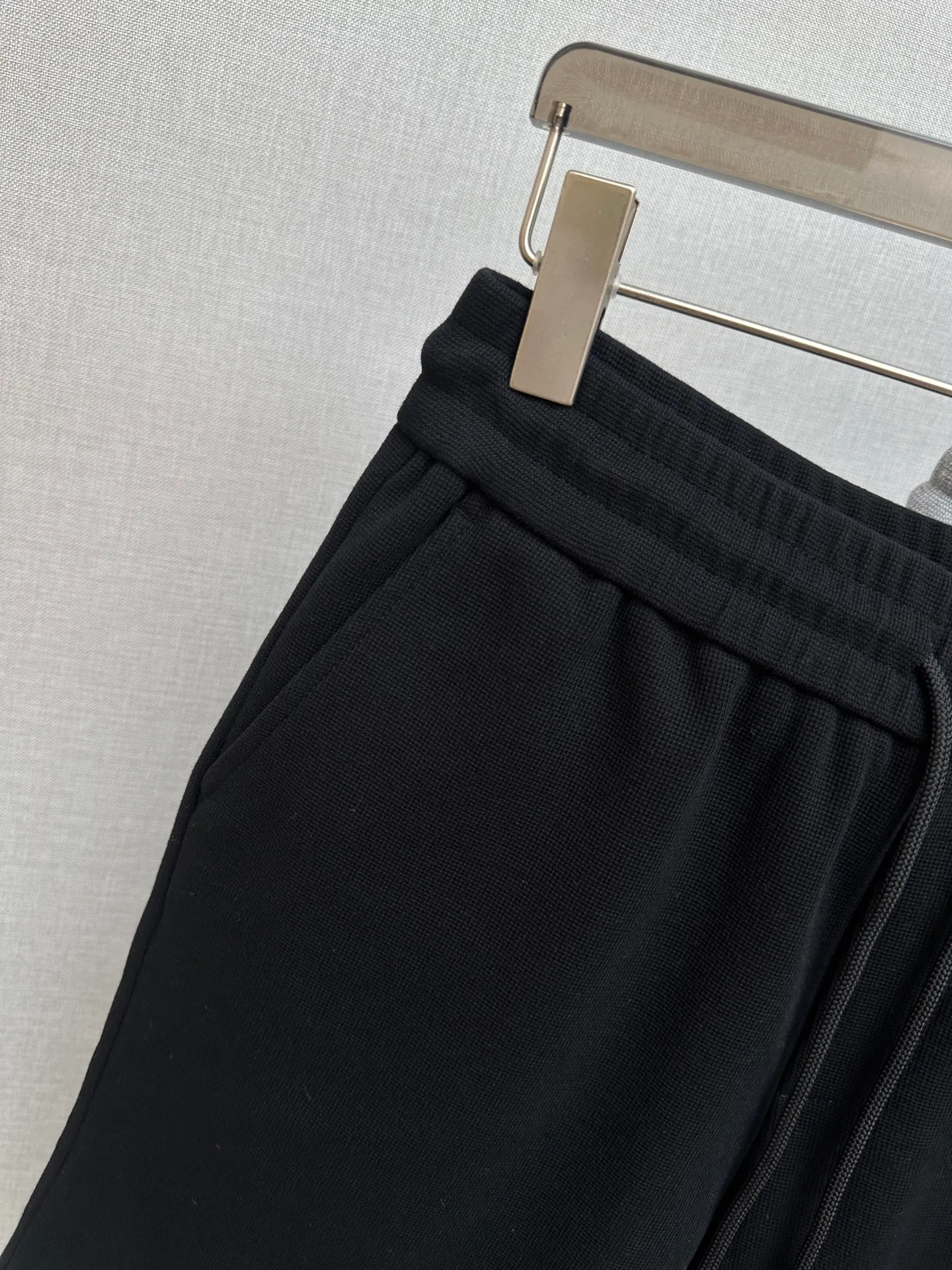 LP Hot Sale Shorts 2026ss New Arrival Men's Casual Shorts, Premium Version! The custom-made fabric Breathable in the counter has high comfort, impeccable details, and brand design concept, reflecting high quality. It feels delicate and soft! It presents a casual cut and the upper body shape is great! Sizes:M-4XL